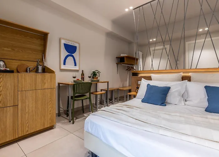Appartement Dafne Speciale, Elegante Con Balcone *
