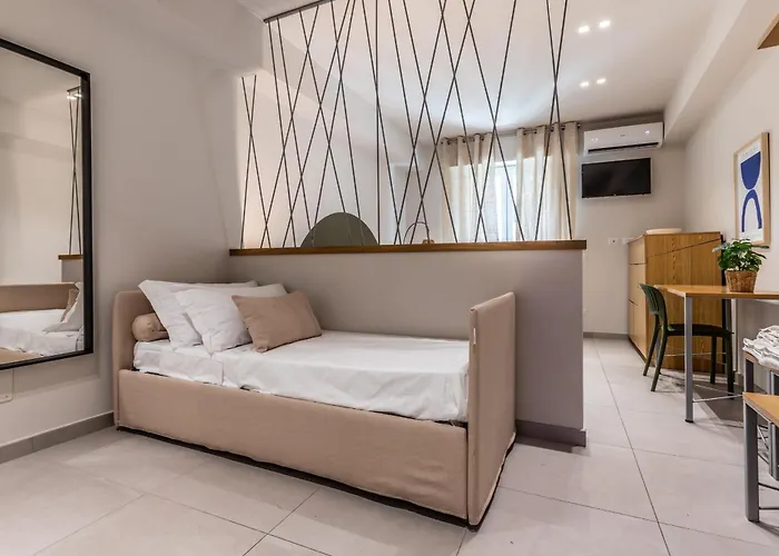 Dafne Speciale, Elegante Con Balcone Appartement Rome